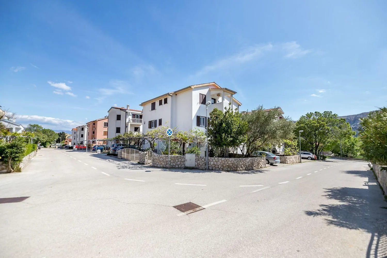 Malerisches Apartment Nur 500 Meter Zum Langen Strand Mit Privatparkplatz, Balkon Baska  Croatia