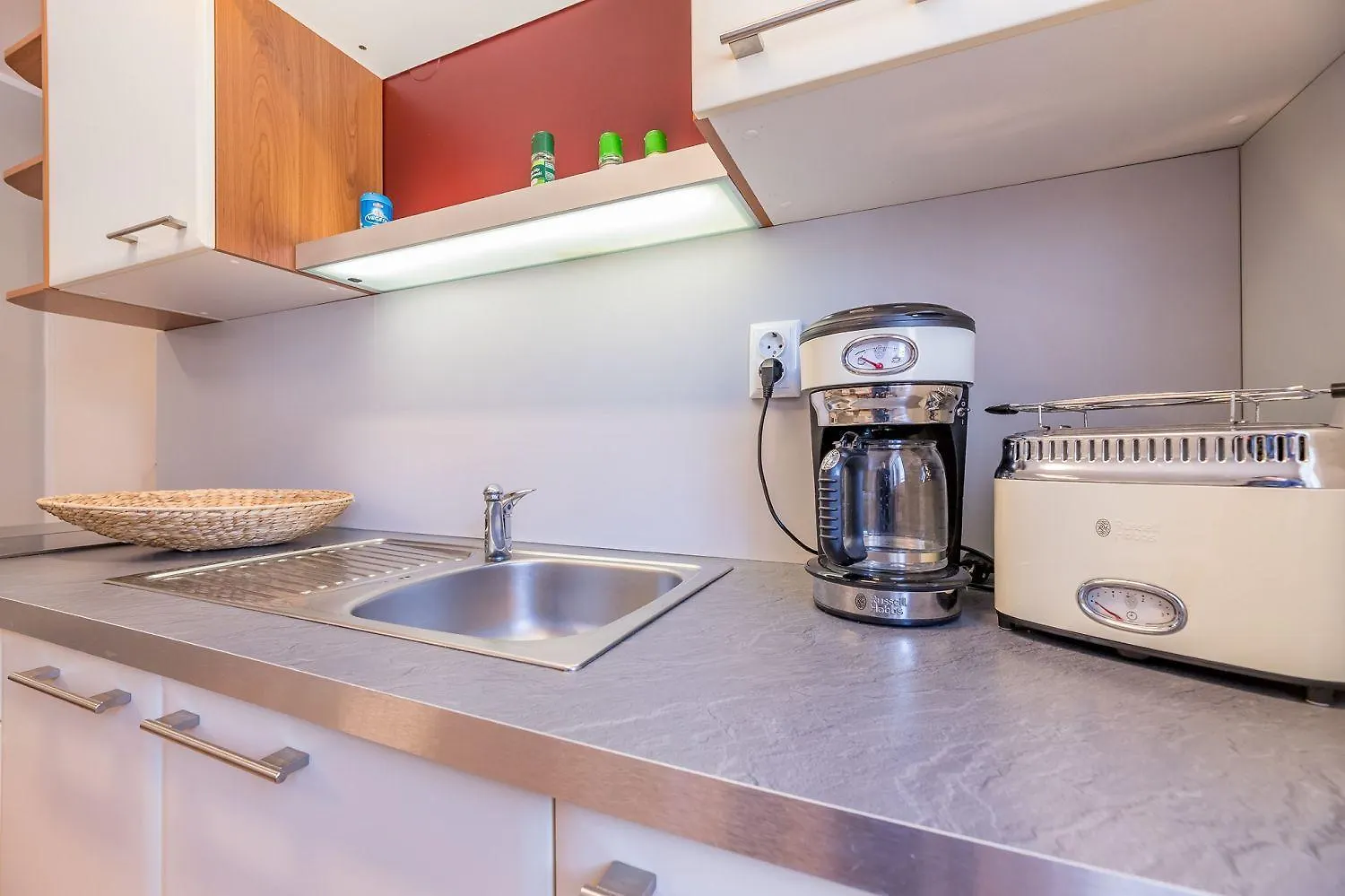 Malerisches Apartment Nur 500 Meter Zum Langen Strand Mit Privatparkplatz, Balkon Baska  0*, Baska (Krk) Croatia