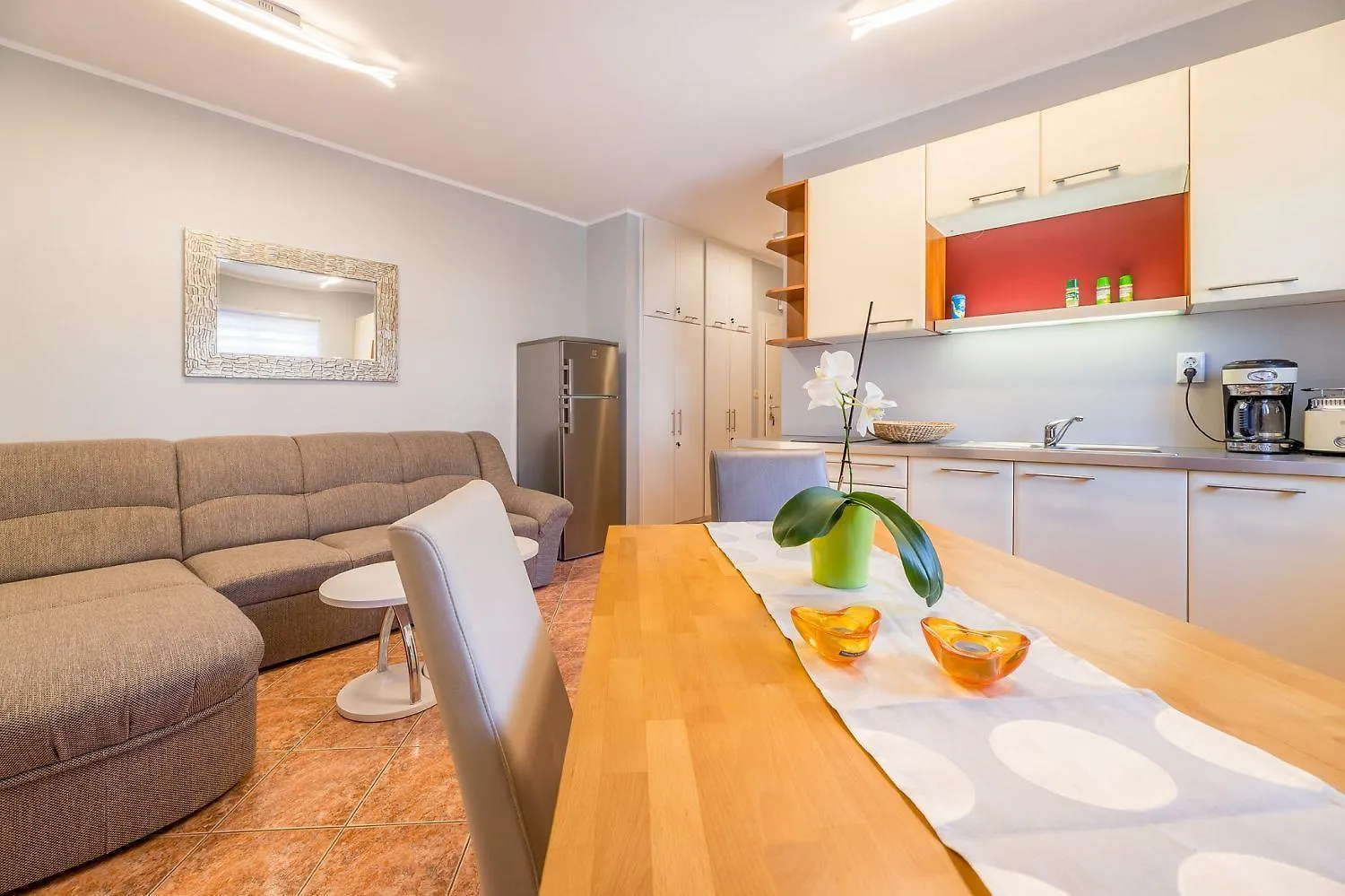 Malerisches Apartment Nur 500 Meter Zum Langen Strand Mit Privatparkplatz, Balkon Baska   Baska (Krk)