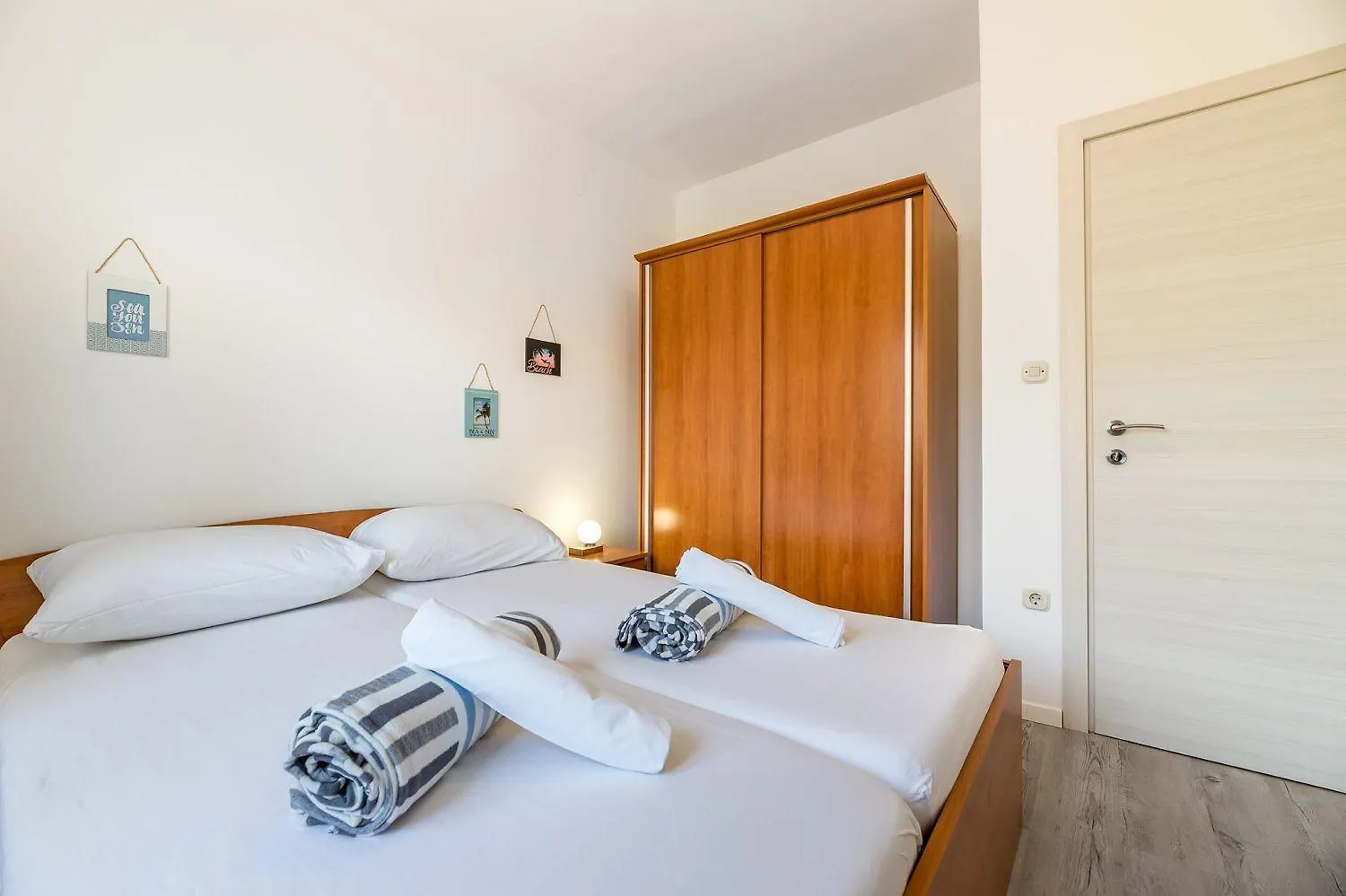 Malerisches Apartment Nur 500 Meter Zum Langen Strand Mit Privatparkplatz, Balkon Baska  0*, Baska (Krk)